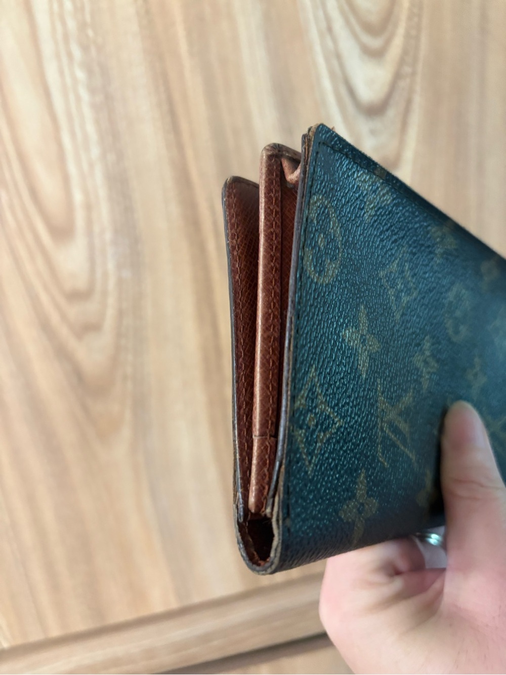 Authentic Louis Vuitton monogram checkbook wallet - Picture 7 of 13